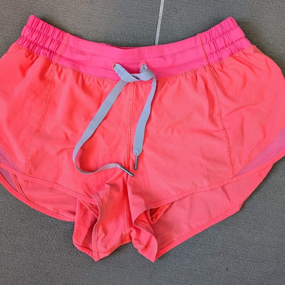 Hotty Hot High-Rise Lined Short 2.5"